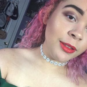 Meet your Posher, Sophia